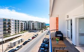 Beachfront Apartment In Armacao